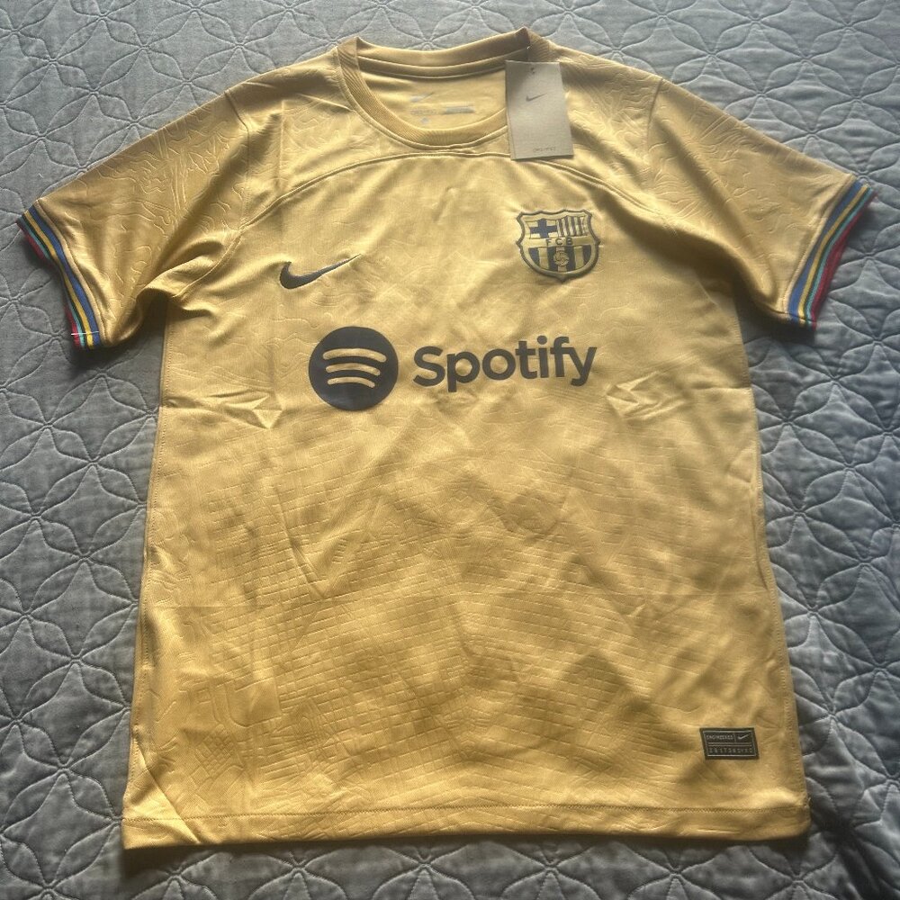 FC Barcelona 2023/24 Away Jersey Pedri #8 Gold Nike Men’s